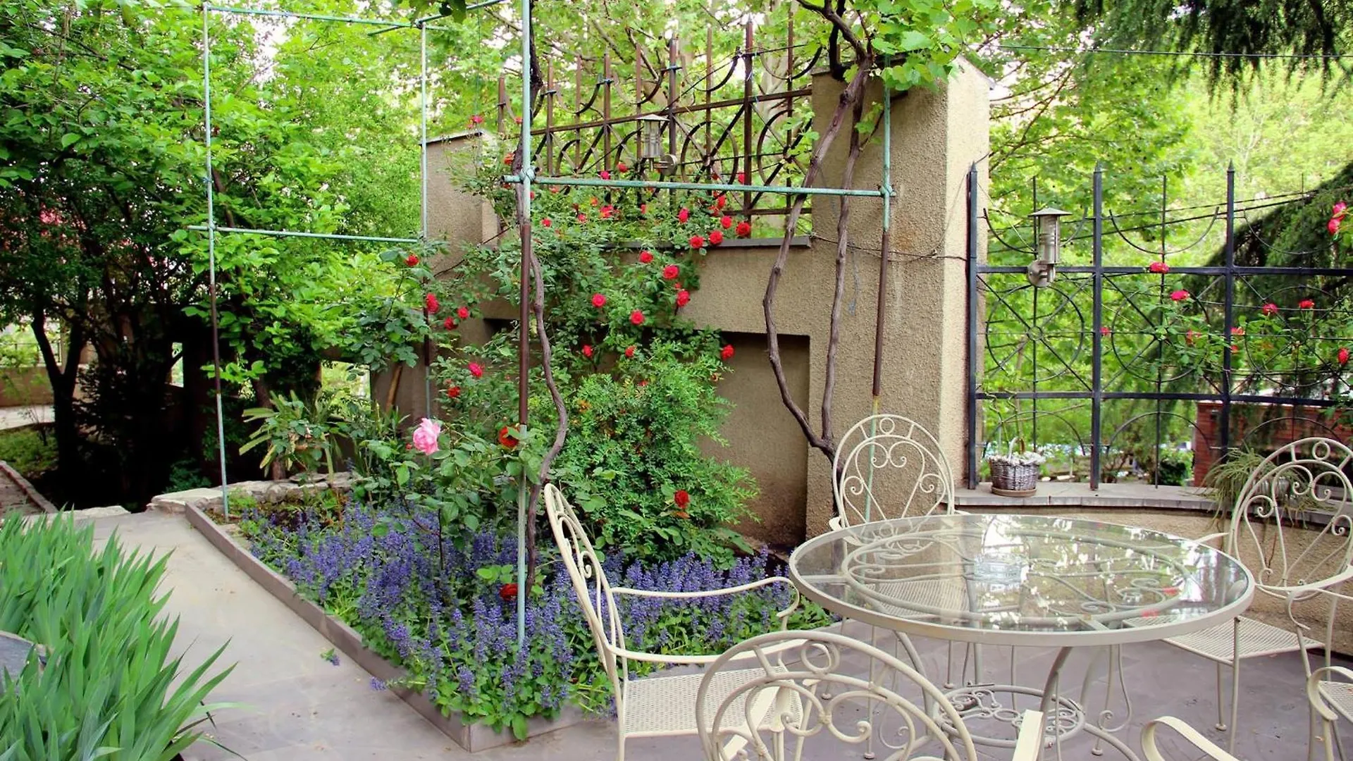 Iliani Hotel Τυφλίδα