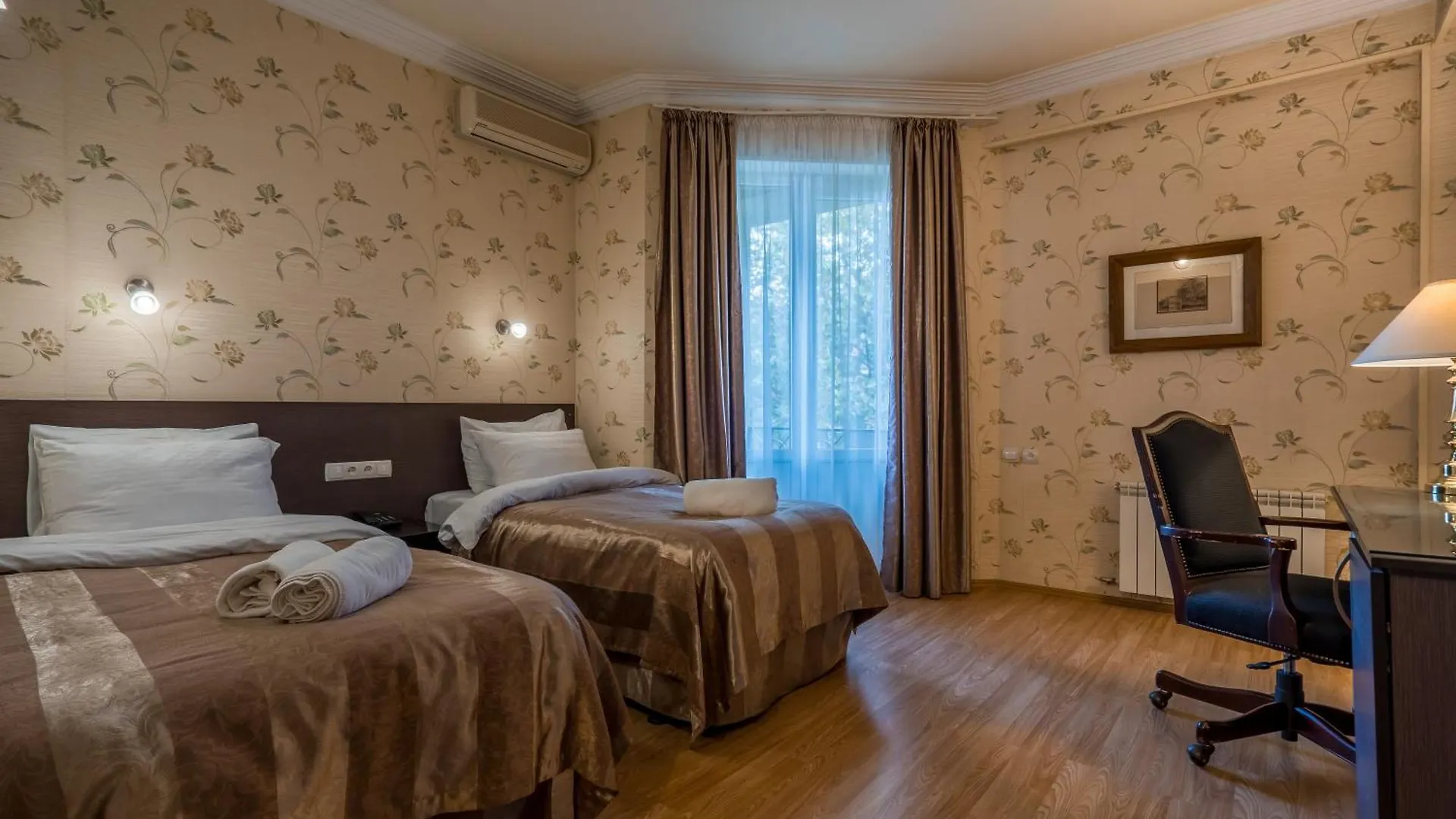 Iliani Hotel Τυφλίδα 4*,  Γεωργία